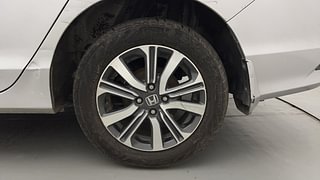 Used 2017 Honda City V Petrol Manual tyres LEFT REAR TYRE RIM VIEW