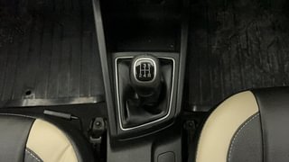 Used 2016 Hyundai Elite i20 [2014-2018] Asta 1.2 Petrol Manual interior GEAR  KNOB VIEW