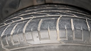Used 2017 Hyundai Creta [2015-2018] 1.6 SX Plus Auto Petrol Petrol Automatic tyres RIGHT REAR TYRE TREAD VIEW