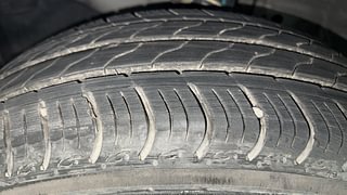 Used 2021 Honda Amaze [2018-2021] 1.2 VX i-VTEC Petrol Manual tyres LEFT FRONT TYRE TREAD VIEW