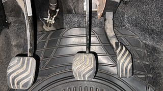 Used 2018 Datsun Redi-GO [2015-2019] A Petrol Manual interior PEDALS VIEW