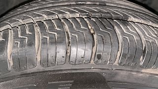 Used 2018 Ford Freestyle [2017-2021] Titanium 1.2 Petrol Manual tyres RIGHT FRONT TYRE TREAD VIEW