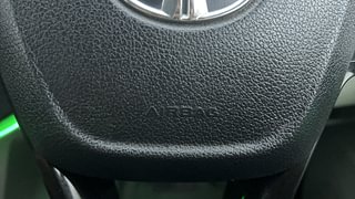 Used 2018 Tata Tiago [2016-2020] Revotron XZA AMT Petrol Automatic top_features Airbags
