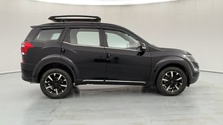 Used 2021 Mahindra XUV500 [2018-2021] W11 AT Diesel Automatic exterior RIGHT SIDE VIEW