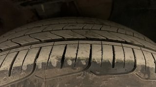 Used 2016 Hyundai Elite i20 [2014-2018] Asta 1.2 Petrol Manual tyres RIGHT FRONT TYRE TREAD VIEW