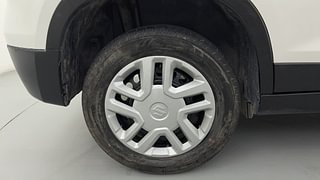 Used 2021 maruti-suzuki Vitara Brezza VXi Petrol Manual tyres RIGHT REAR TYRE RIM VIEW