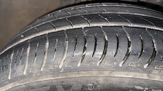 Used 2022 Renault Triber RXZ Petrol Manual tyres RIGHT FRONT TYRE TREAD VIEW