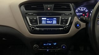 Used 2016 Hyundai Elite i20 [2014-2018] Asta 1.2 Petrol Manual interior MUSIC SYSTEM & AC CONTROL VIEW