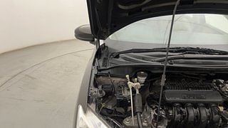 Used 2014 Honda City V Petrol Manual engine ENGINE RIGHT SIDE HINGE & APRON VIEW