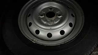 Used 2013 Maruti Suzuki Wagon R 1.0 [2013-2019] LXi CNG Petrol+cng Manual tyres SPARE TYRE VIEW
