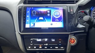Used 2017 Honda City V Petrol Manual interior MUSIC SYSTEM & AC CONTROL VIEW