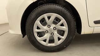 Used 2019 Hyundai Grand i10 Sportz 1.2 Kappa VTVT Petrol Manual tyres LEFT FRONT TYRE RIM VIEW