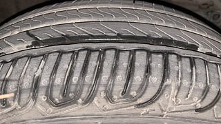Used 2012 Honda City [2011-2014] 1.5 V MT Petrol Manual tyres RIGHT FRONT TYRE TREAD VIEW