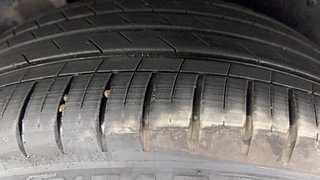 Used 2021 mg-motors Hector 2.0 Sharp Diesel Turbo Diesel Manual tyres RIGHT REAR TYRE TREAD VIEW