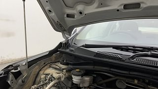 Used 2020 Honda Amaze [2018-2021] 1.2 V i-VTEC Petrol Manual engine ENGINE RIGHT SIDE HINGE & APRON VIEW
