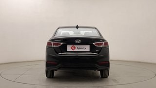 Used 2017 Hyundai Verna [2017-2020] 1.6 VTVT SX (O) Petrol Manual exterior BACK VIEW