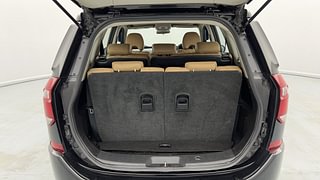 Used 2021 Mahindra XUV500 [2018-2021] W11 AT Diesel Automatic interior DICKY INSIDE VIEW