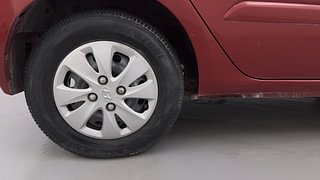 Used 2012 Hyundai i10 Sportz 1.2 Kappa2 Petrol Manual tyres RIGHT REAR TYRE RIM VIEW