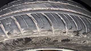 Used 2017 Honda City V Petrol Manual tyres RIGHT FRONT TYRE TREAD VIEW
