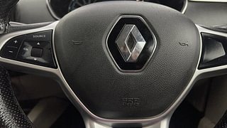 Used 2022 Renault Triber RXZ Petrol Manual top_features Airbags