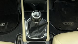 Used 2023 Honda City ZX Petrol MT Petrol Manual interior GEAR  KNOB VIEW