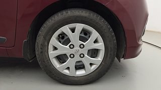 Used 2016 Hyundai Grand i10 Sportz 1.2 Kappa VTVT Petrol Manual tyres RIGHT FRONT TYRE RIM VIEW
