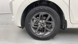 Used 2021 Hyundai Grand i10 Nios Sportz 1.2 Kappa VTVT CNG Petrol+cng Manual tyres LEFT FRONT TYRE RIM VIEW