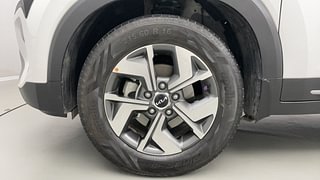 Used 2022 Kia Sonet HTX 1.0 DCT Petrol Automatic tyres LEFT FRONT TYRE RIM VIEW
