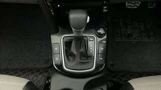 Used 2020 Kia Seltos GTX Plus DCT Petrol Automatic interior GEAR  KNOB VIEW