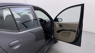 Used 2015 hyundai i10 Sportz 1.1 Petrol Petrol Manual interior RIGHT FRONT DOOR OPEN VIEW