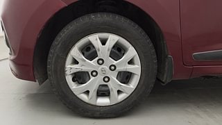 Used 2016 Hyundai Grand i10 Sportz 1.2 Kappa VTVT Petrol Manual tyres LEFT FRONT TYRE RIM VIEW
