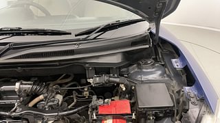 Used 2019 Maruti Suzuki Dzire [2017-2020] VXI Petrol Manual engine ENGINE LEFT SIDE HINGE & APRON VIEW