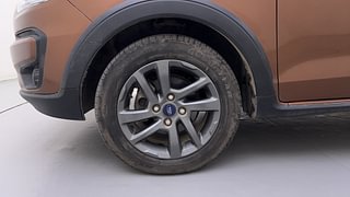 Used 2020 Ford Freestyle [2017-2021] Titanium Plus 1.2 Ti-VCT Petrol Manual tyres LEFT FRONT TYRE RIM VIEW