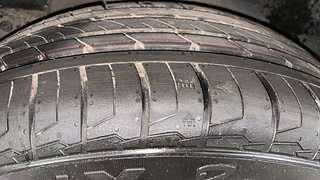 Used 2017 Hyundai Creta [2015-2018] 1.6 SX Plus Auto Petrol Petrol Automatic tyres RIGHT REAR TYRE TREAD VIEW