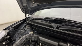 Used 2021 Maruti Suzuki Baleno [2019-2022] Zeta Petrol Petrol Manual engine ENGINE RIGHT SIDE HINGE & APRON VIEW