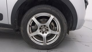 Used 2019 Tata Nexon [2017-2020] XZ Petrol Petrol Manual tyres RIGHT FRONT TYRE RIM VIEW