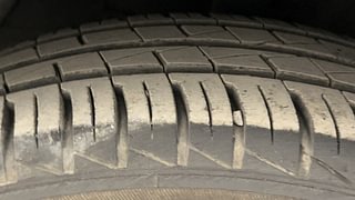 Used 2022 Hyundai Grand i10 Nios Sportz 1.2 Kappa VTVT CNG Petrol+cng Manual tyres LEFT FRONT TYRE TREAD VIEW