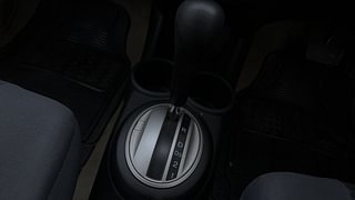 Used 2015 Honda Brio [2011-2016] VX AT Petrol Automatic interior GEAR  KNOB VIEW