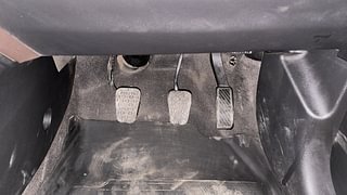Used 2018 Ford Freestyle [2017-2021] Titanium 1.2 Petrol Manual interior PEDALS VIEW