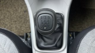 Used 2025 Tata Tiago Revotron XE Petrol Manual interior GEAR  KNOB VIEW