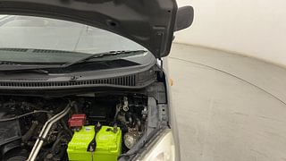 Used 2014 Maruti Suzuki Wagon R 1.0 [2013-2019] LXi CNG Petrol+cng Manual engine ENGINE LEFT SIDE HINGE & APRON VIEW