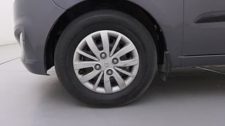 Used 2015 hyundai i10 Sportz 1.1 Petrol Petrol Manual tyres LEFT FRONT TYRE RIM VIEW