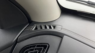 Used 2021 Mahindra XUV500 [2018-2021] W11 AT Diesel Automatic top_features Airbags