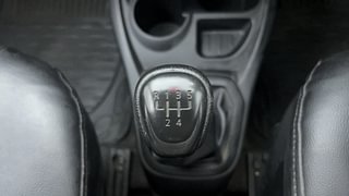 Used 2018 Datsun Redi-GO [2015-2019] A Petrol Manual interior GEAR  KNOB VIEW