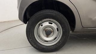 Used 2018 Datsun Redi-GO [2015-2019] A Petrol Manual tyres RIGHT REAR TYRE RIM VIEW