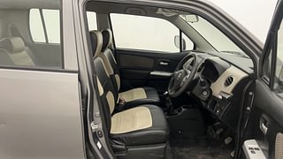 Used 2014 Maruti Suzuki Wagon R 1.0 [2013-2019] LXi CNG Petrol+cng Manual interior RIGHT SIDE FRONT DOOR CABIN VIEW
