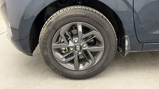 Used 2022 Hyundai Grand i10 Nios Sportz 1.2 Kappa VTVT CNG Petrol+cng Manual tyres LEFT FRONT TYRE RIM VIEW