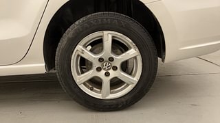 Used 2013 volkswagen Vento 1.6L Highline Diesel Diesel Manual tyres LEFT REAR TYRE RIM VIEW