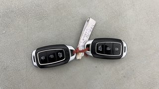 Used 2020 Hyundai Verna SX Petrol Petrol Manual extra CAR KEY VIEW