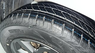 Used 2021 Hyundai Grand i10 Nios Sportz 1.2 Kappa VTVT CNG Petrol+cng Manual tyres LEFT FRONT TYRE TREAD VIEW